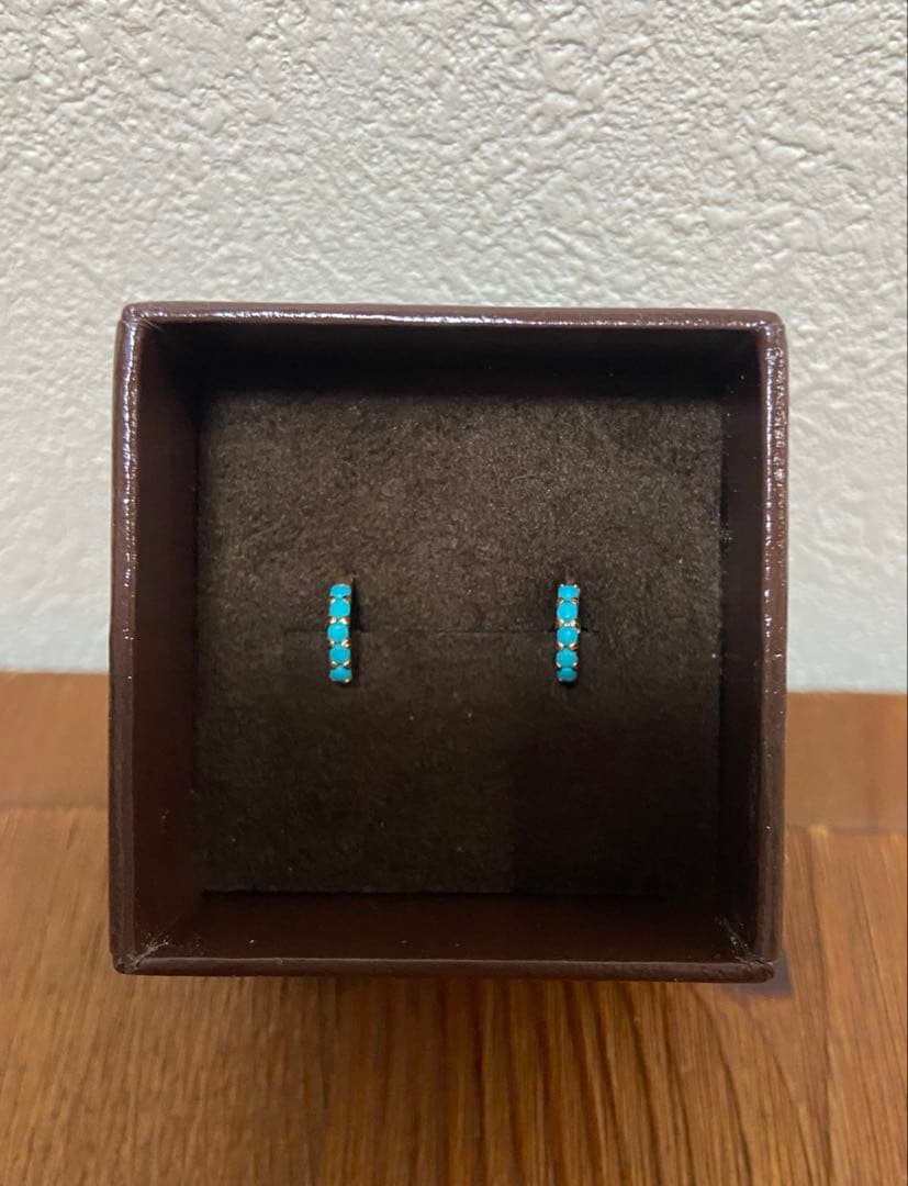 美品　amondz K14 フラットストーンワンタッチピアス　ターコイズ