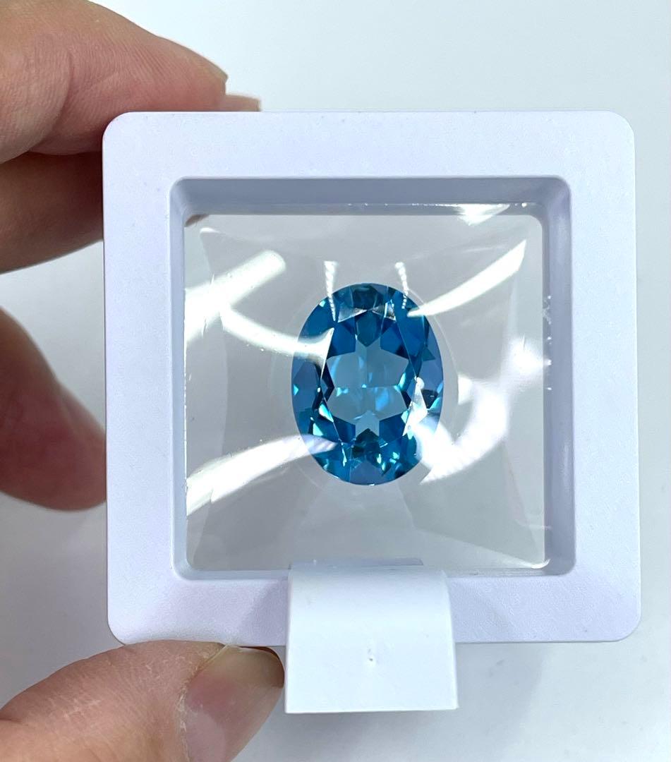 宝石ルース　【全てがNo1高品質】天然スイスブルートパーズ20.3カラット 鑑付