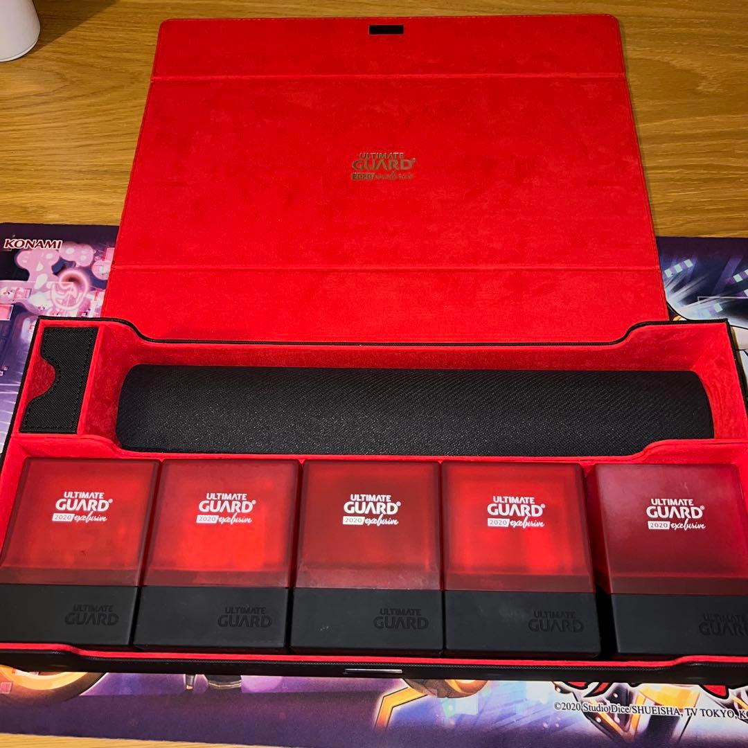 サプライ・アクセサリ・グッズ ULTIMATEGUARD 2020Edition Superhive 550+