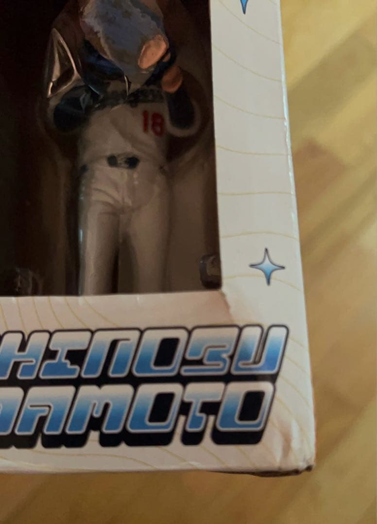 訳あり　山本由伸　ボブルヘッド　来場者限定　新品