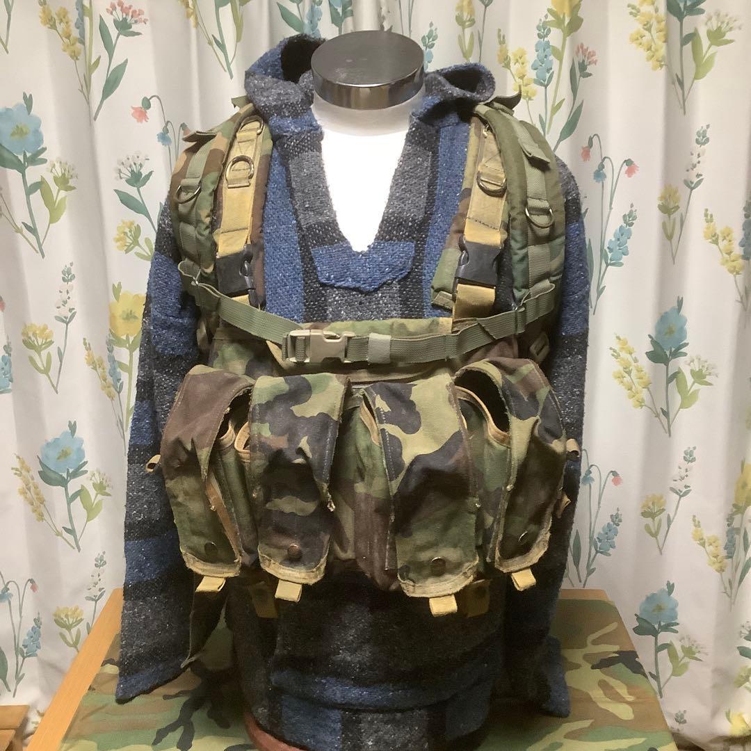 ブラックホーク製チェストリグ&eagle AⅢ迷彩バックパックセット