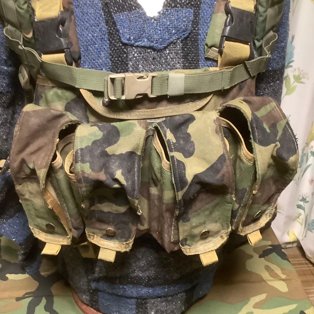 ブラックホーク製チェストリグ&eagle AⅢ迷彩バックパックセット
