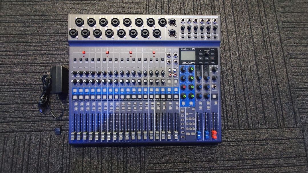 【動作確認済】ZOOM LiveTrak L-20 ＋ BTA1