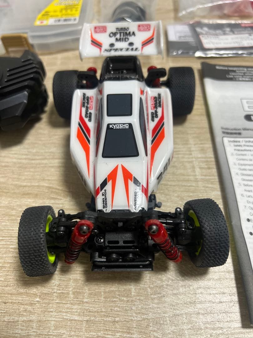 京商　ミニッツ　mini-z Buggy MB-010 Series ラジコン。