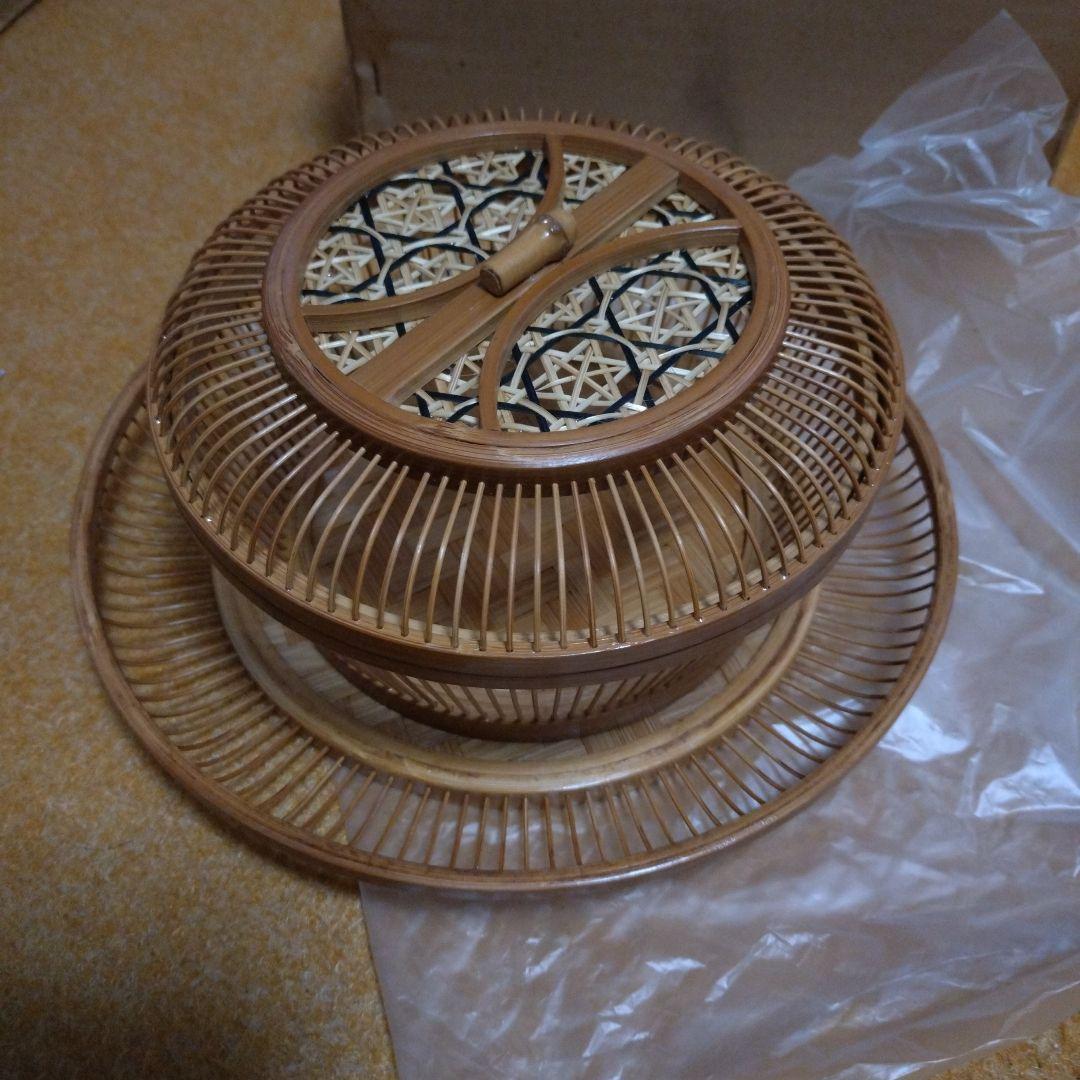 駿河竹千筋細工　竹心坊　伝統工芸品　盆　菓子器　花器　花入　竹細工　箱付　未使用