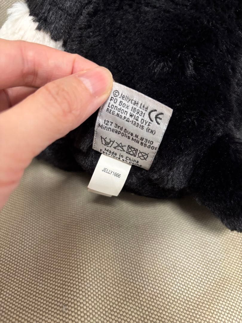 ジェリーキャット  猫　ぬいぐるみ　tuxedo