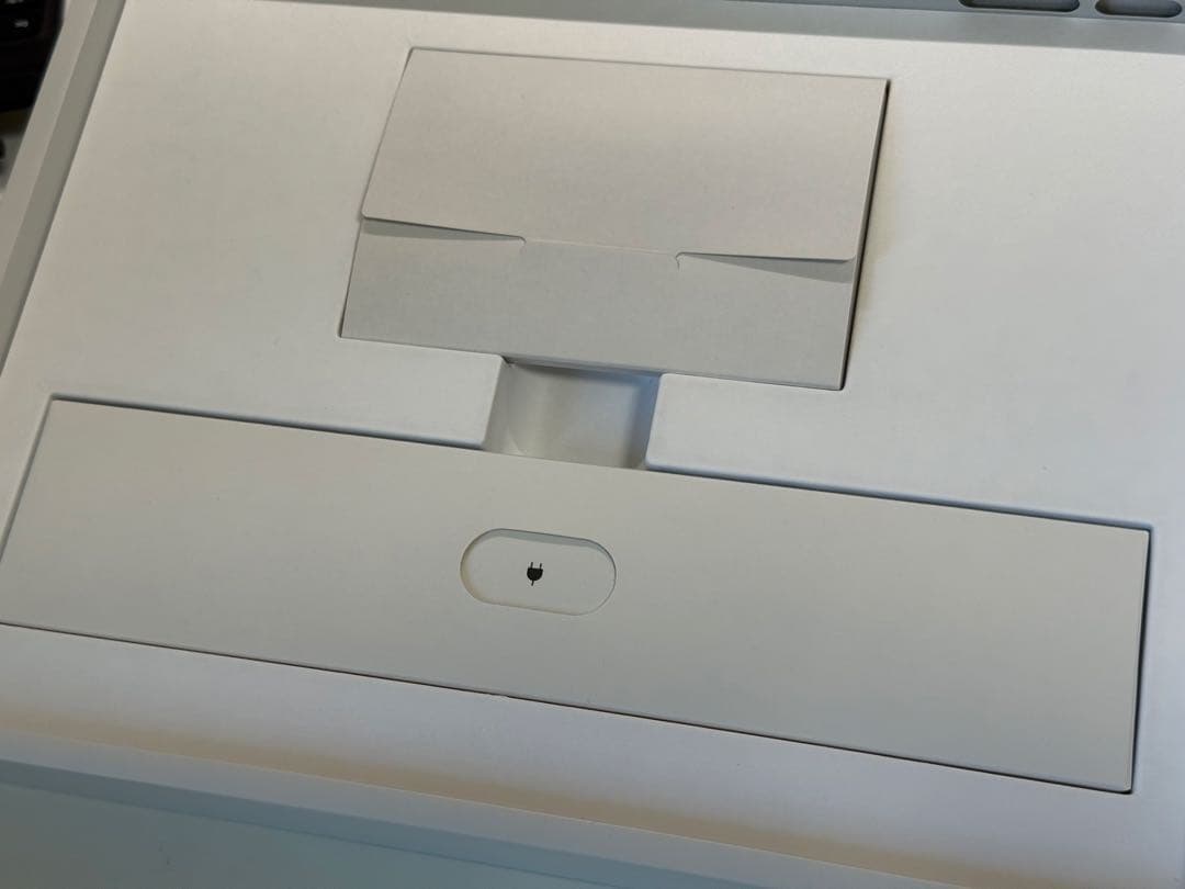 Microsoft Surface Pro 9 + スリムペン2 + キーボード