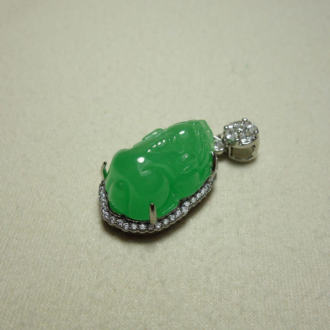 翡翠 満緑 貔貅ペンダント 天然石 中国古美術 玉彫 コレクション C1A048