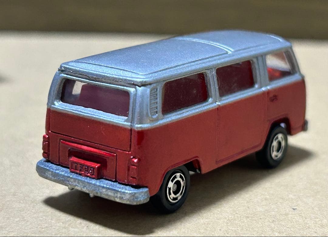 トミカ フォルクスワーゲン マイクロバス