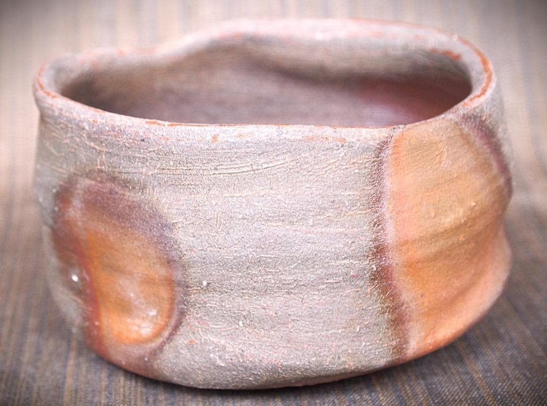 人気作家★中村和樹【師：中村真・中村六郎】★備前【窯変】茶碗A★共箱・布