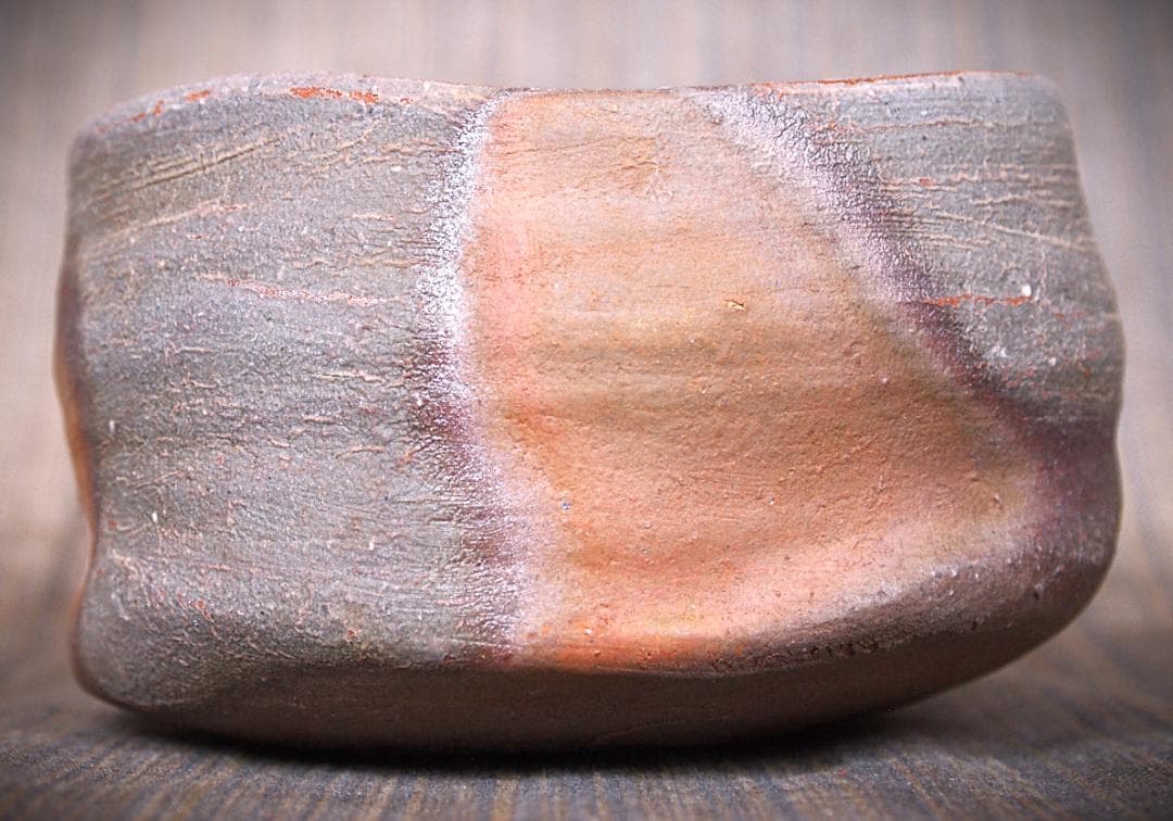 人気作家★中村和樹【師：中村真・中村六郎】★備前【窯変】茶碗A★共箱・布