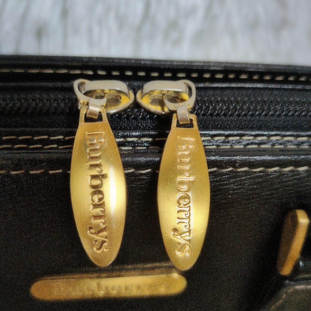 Burberry バーバリー Burberrysロゴ 金ロゴ ビジネス　黒