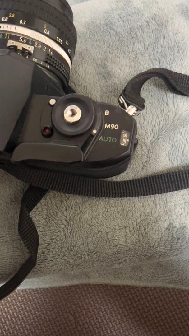 Nikon EM フイルムカメラ　50mm 1:1.4