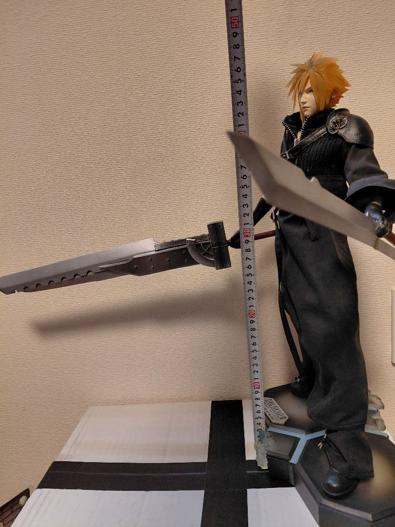 ファイナルファンタジー　フィギュア　マスター　ピース　アーツ　クラウド