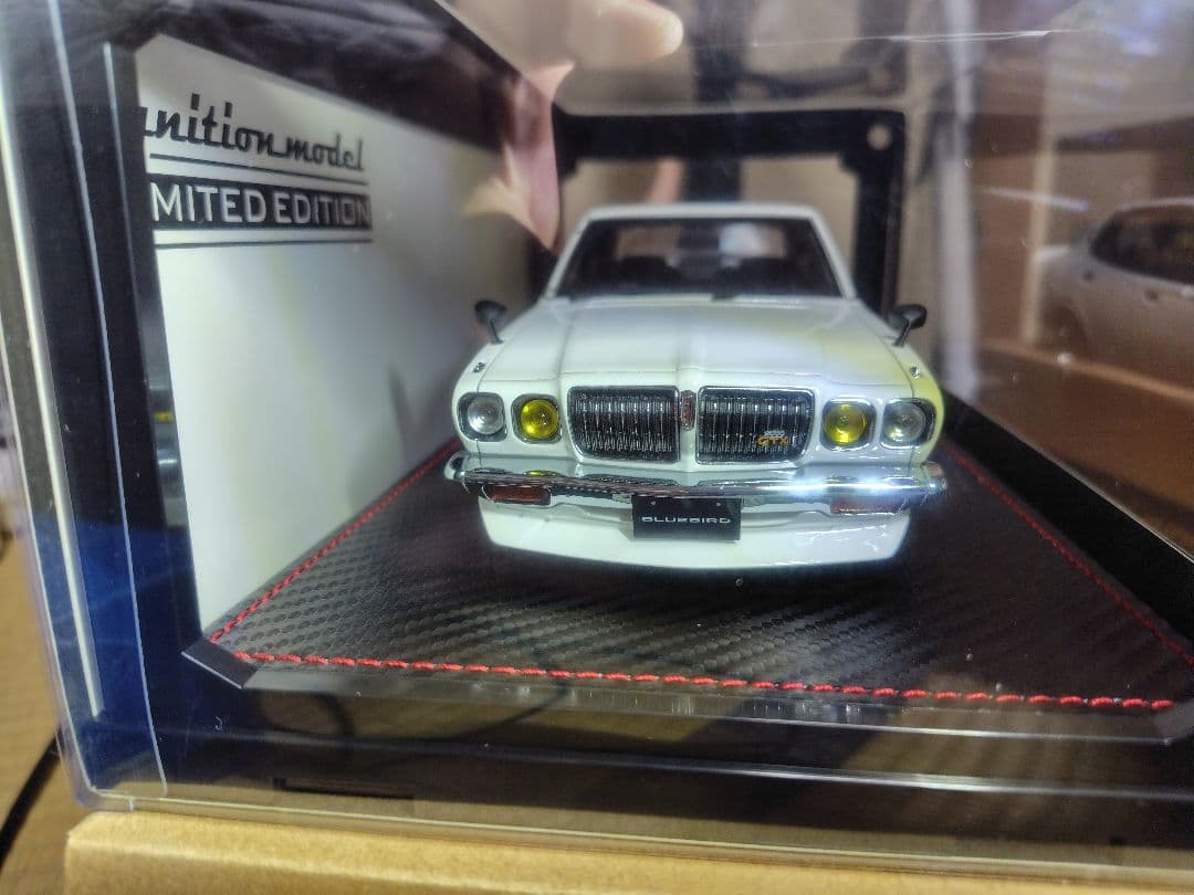 ミニカー IG3167 1/18 Bluebird U 2000GTX Engine
