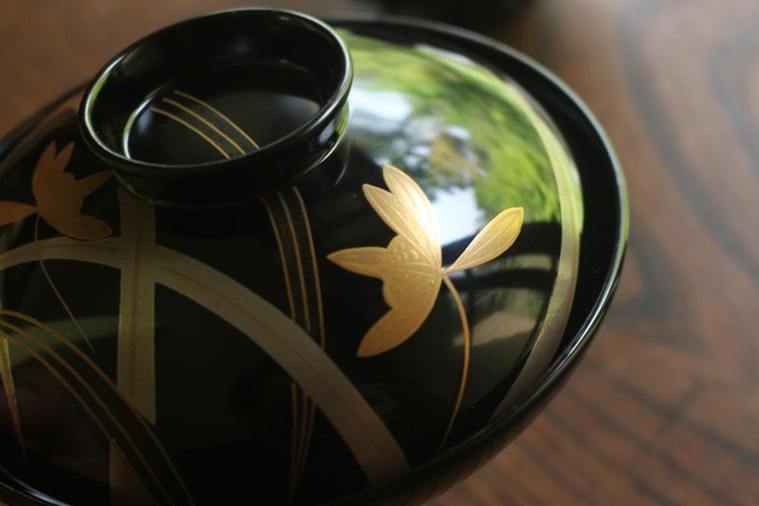 デッドストック！端正な黒漆に極上蘭蒔絵の美しいお椀2点（検輪島塗蒔絵椀雑煮椀