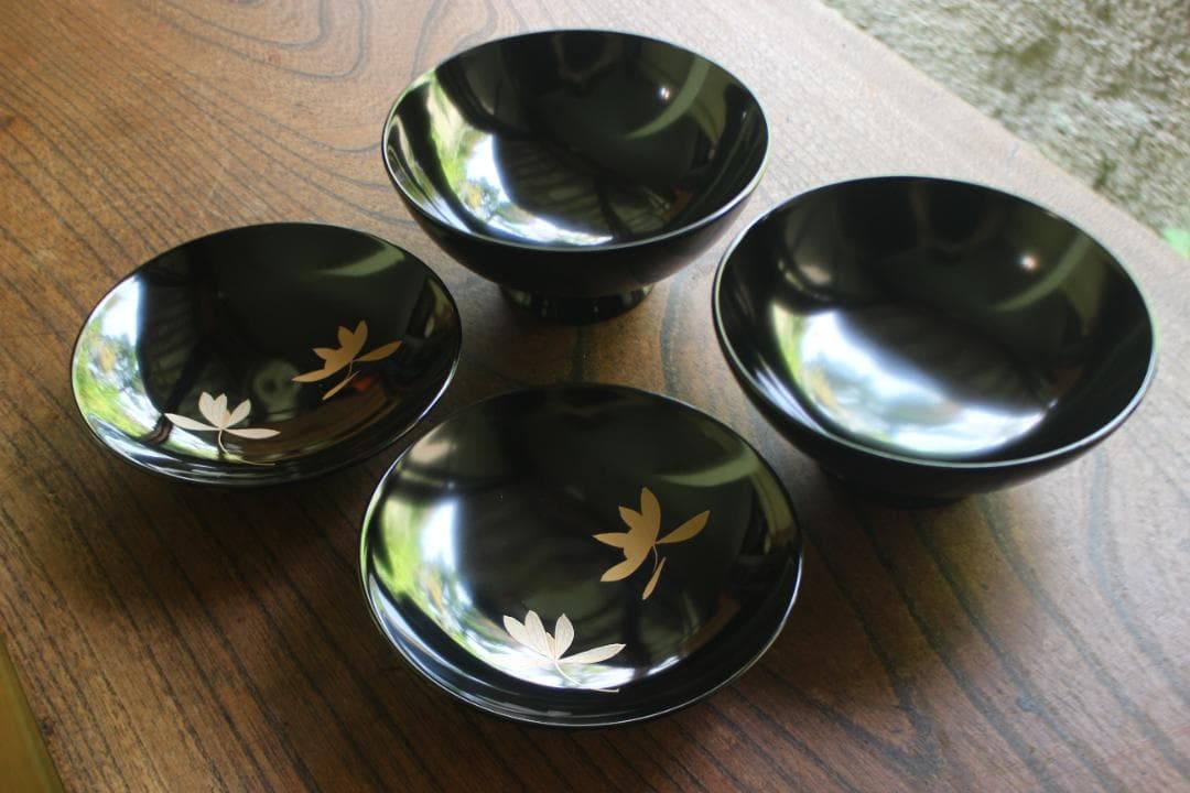 デッドストック！端正な黒漆に極上蘭蒔絵の美しいお椀2点（検輪島塗蒔絵椀雑煮椀