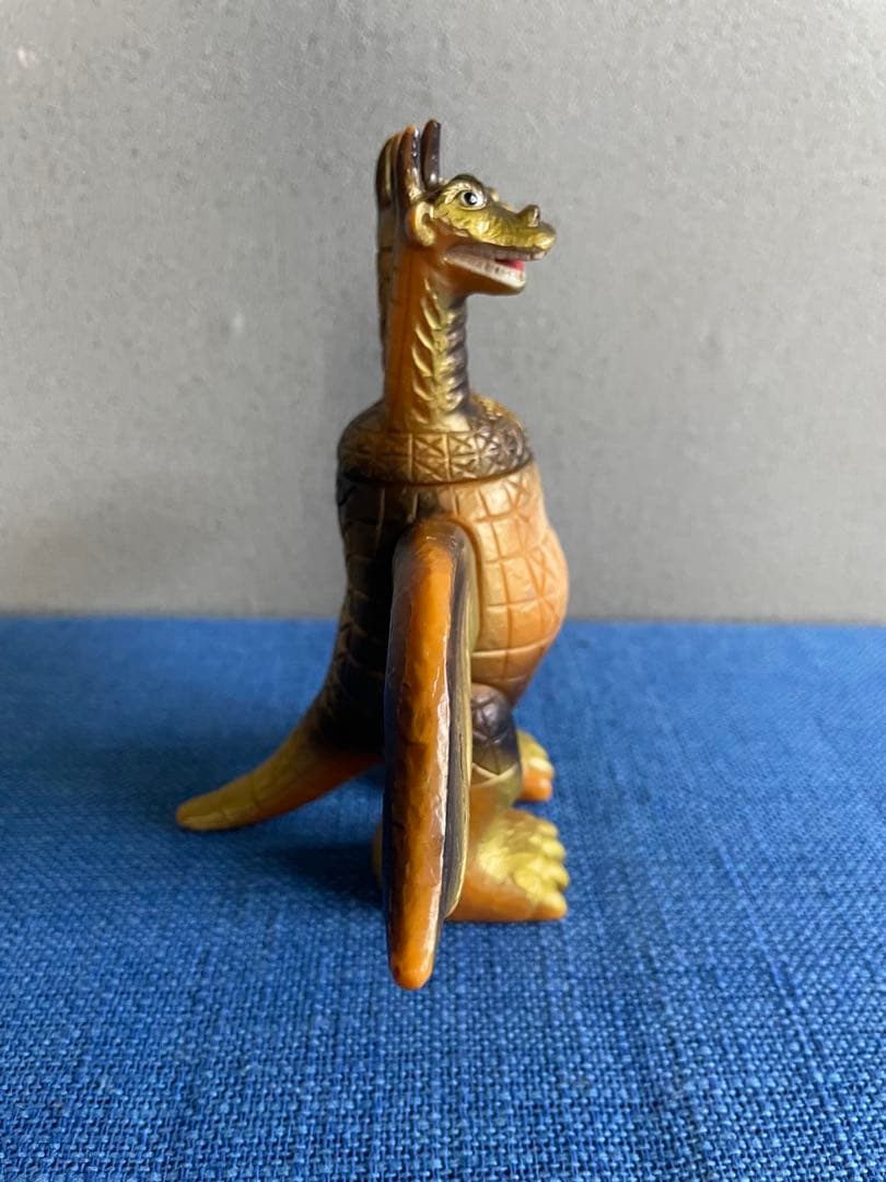 【当時物】ミウラ　パチ怪獣　キングギドラ風ソフビ　二頭