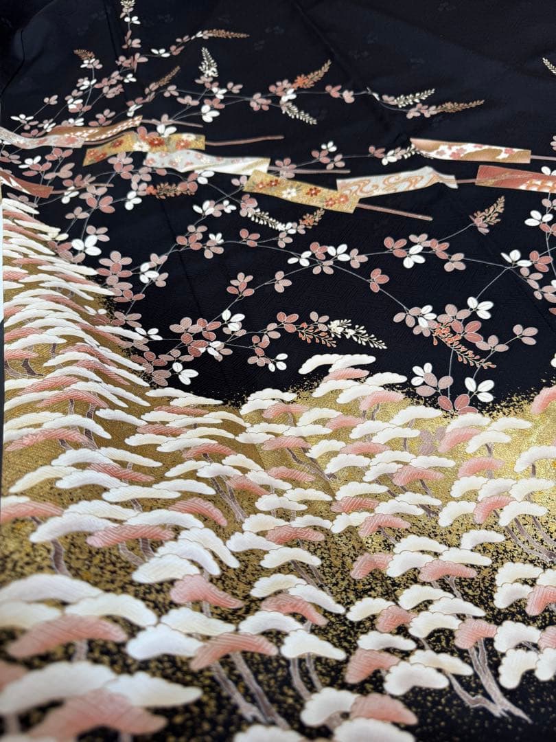 【極美品】京都染匠名門「染の川勝謹製」黒地「松萩文様 舞扇文様」手描き京友禅