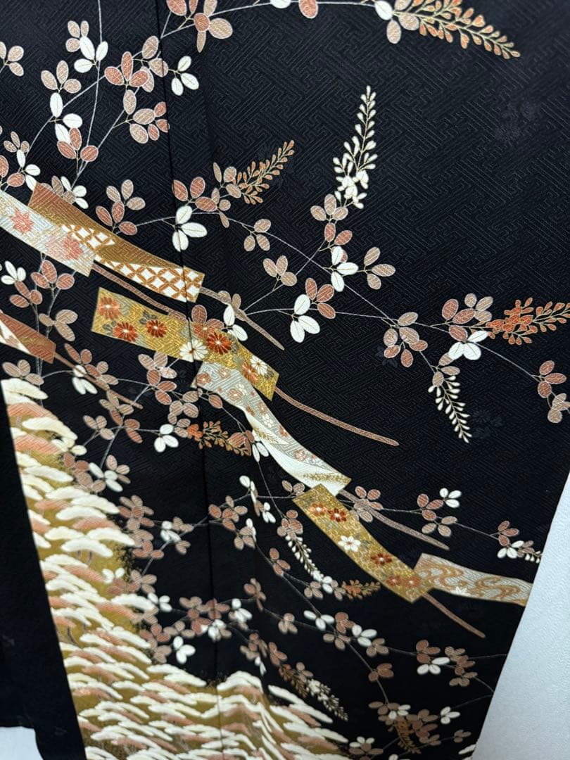 【極美品】京都染匠名門「染の川勝謹製」黒地「松萩文様 舞扇文様」手描き京友禅