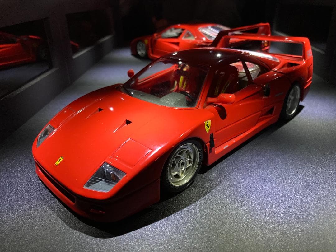 ミニカー用ジオラマ：1/18(1/24)ショールームタイプガレージ／週末SALE