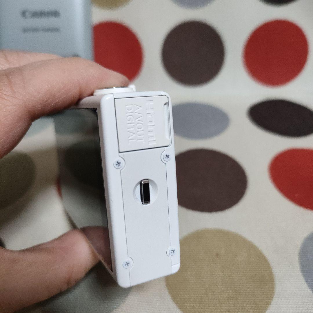 キャノン　デジカメ　IXY1　ジャンク　CB-2LB NB-9L