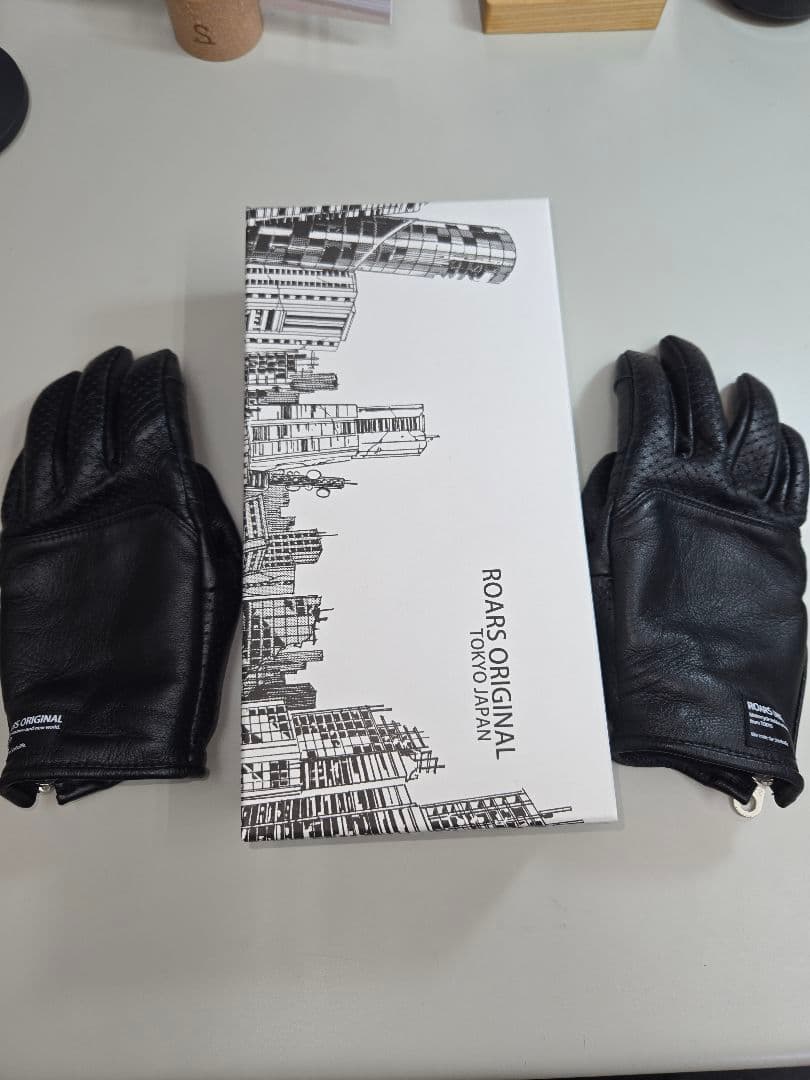 ROARS ORIGINAL　パンチングメッシュグローブ