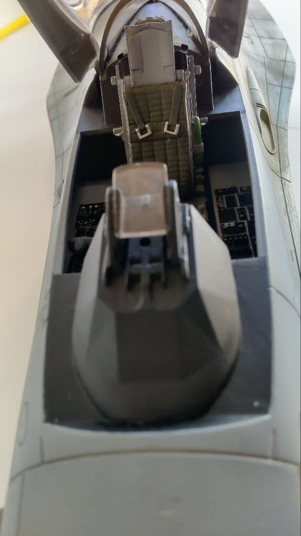 【Kanompang 1/18　F16 ウルフパック