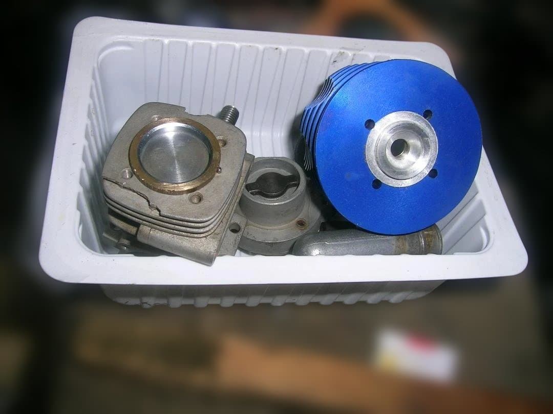 初心者はビビるスピード＆パワー!1/8バギ－をカモれ!京商DBX