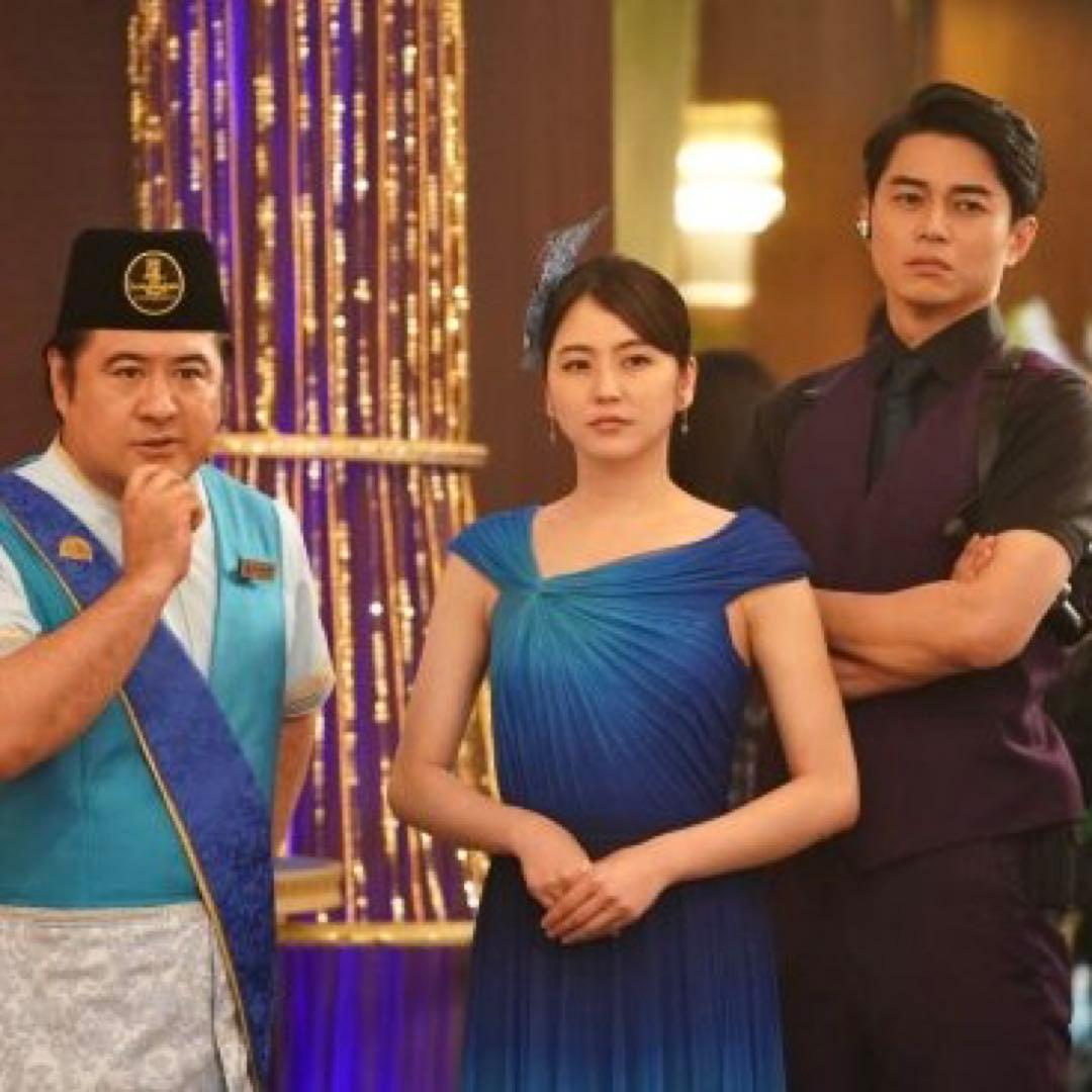 タダシショージ グラデーションブルー オフショルダー ロングドレス