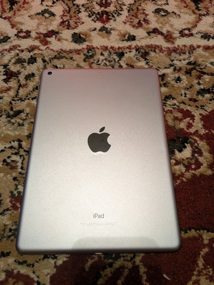 iPad 6世代 32GB シルバー