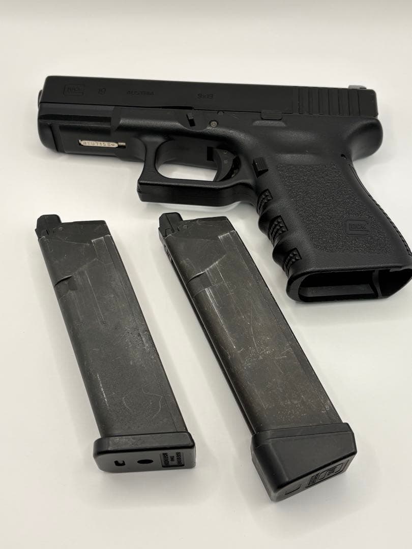 東京マルイGlock 19 マガジン2本付　動作良好