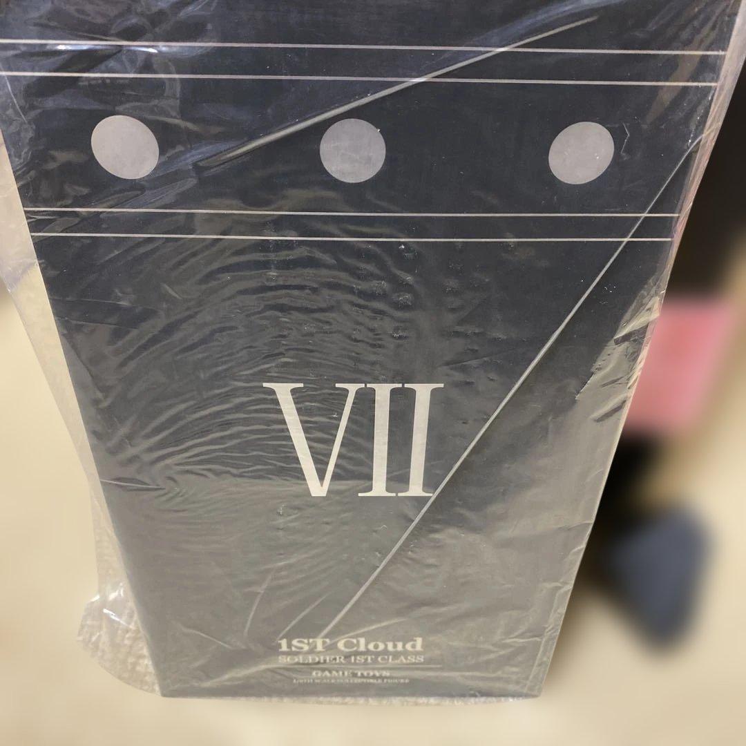 ファイナルファンタジー クラウド フィギュア