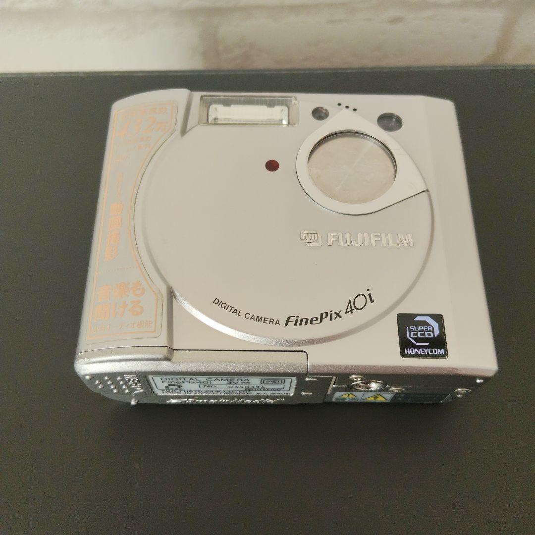 FUJIFILM FinePix 40i デジタルカメラ　箱付き、通電確認済み