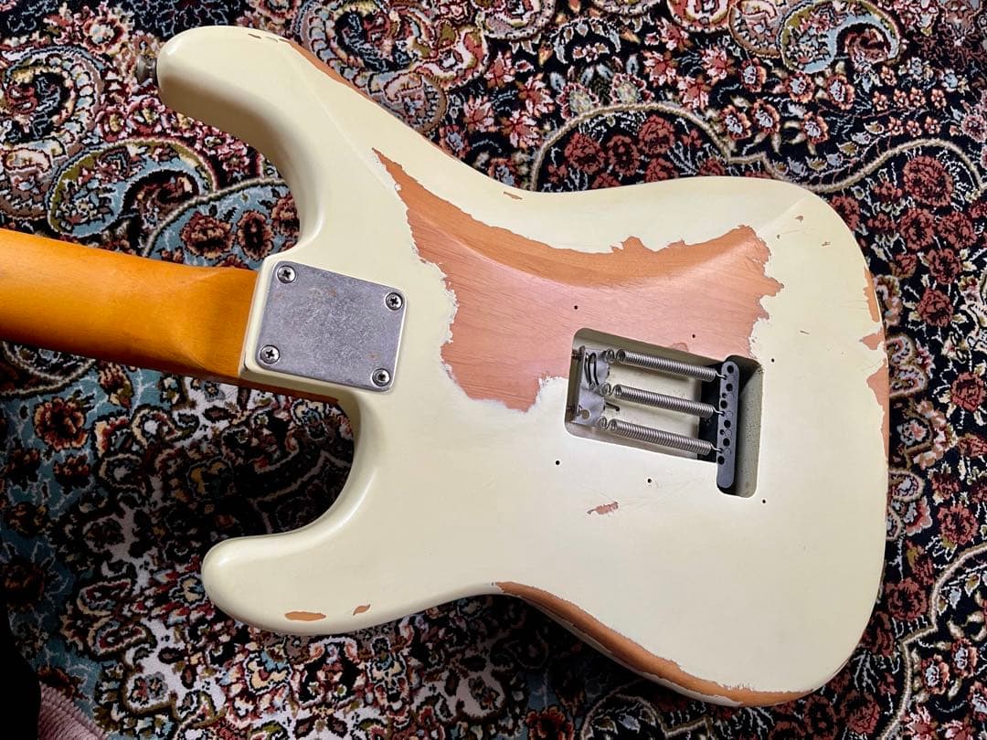 Vintage ストラトキャスター アイボリー
