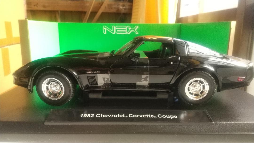 cardboardboxsanWelly1/18シボレーコルベットクーペ