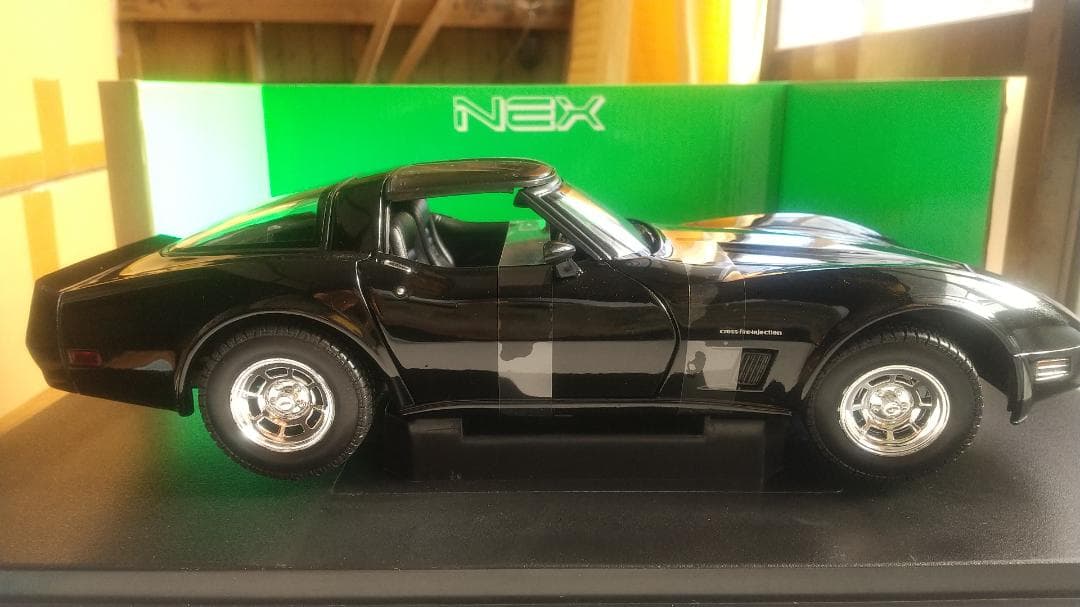 cardboardboxsanWelly1/18シボレーコルベットクーペ