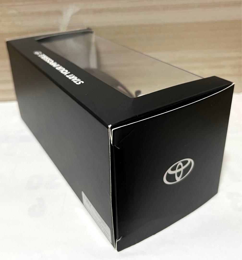 トヨタ1/30 クラウン PHEV 2022 ブラック / プレシャスブロンズ