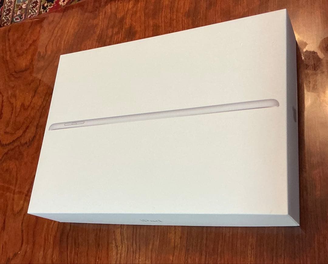 Apple iPad シルバー 本体 箱付き