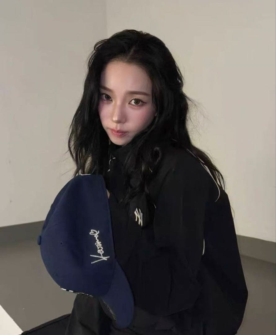 aespa エスパ カリナMLB ボールキャップ 帽子　トレカセット