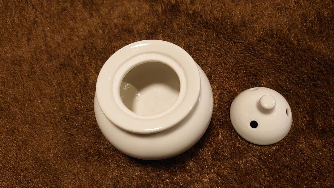 李朝　白磁　香炉　三足　蔵出し　1客