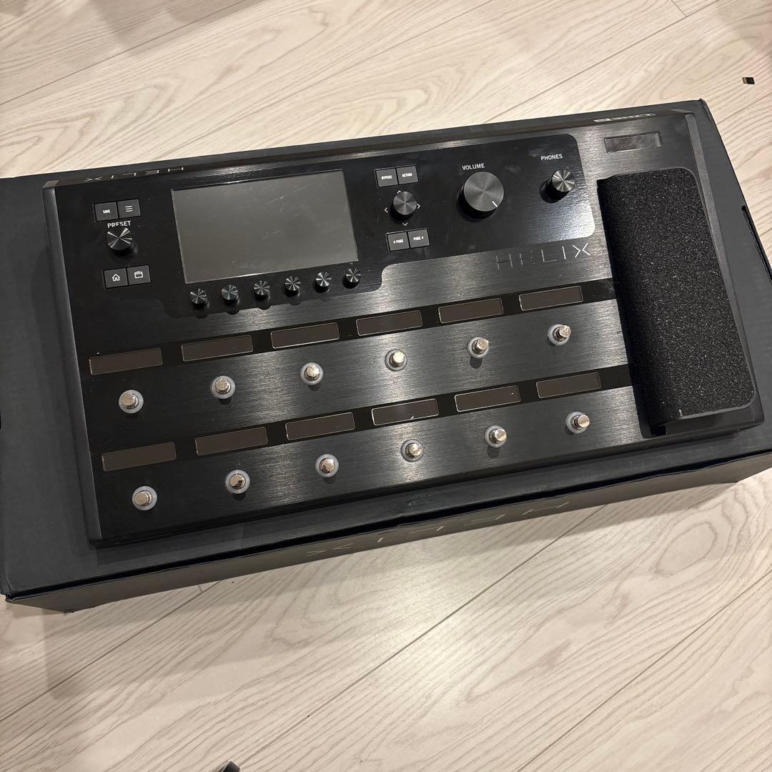 LINE 6 HELIX floor 専用キャリーケース付 +α