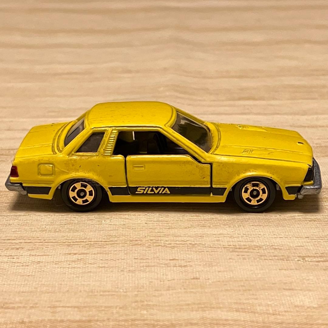 トミカ 日産シルビア No.6 1/61