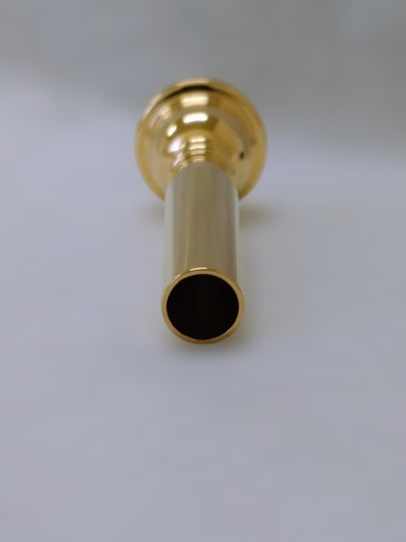Bach トランペットマウスピース　7C　ゴールド