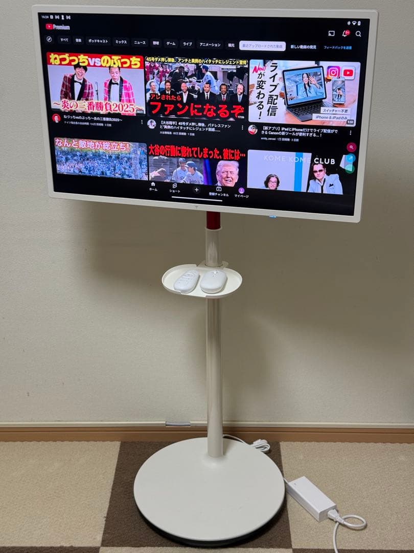 KTC MegPad 32型 4K UHD 移動式スマートタッチモニター