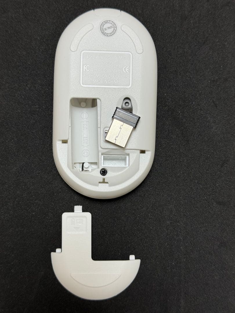 KTC MegPad 32型 4K UHD 移動式スマートタッチモニター