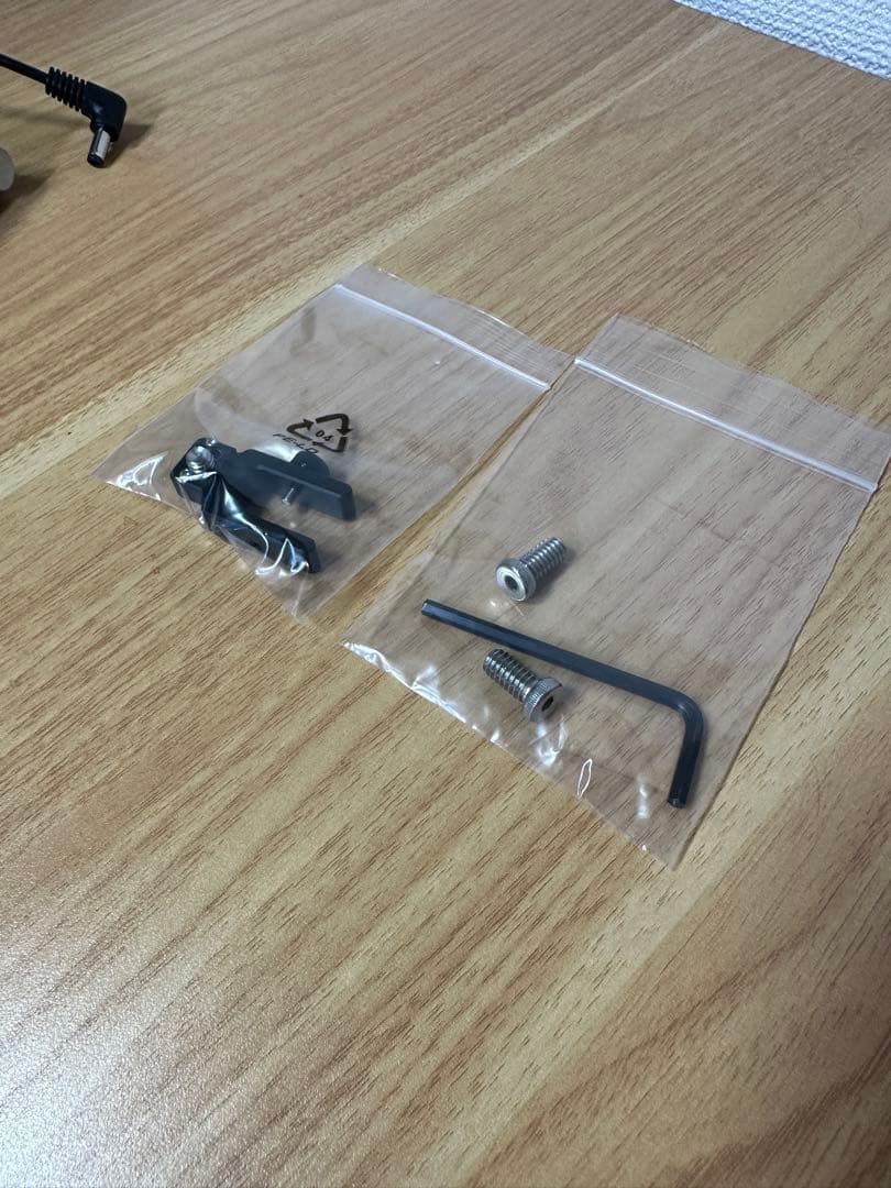 SHAPE CANON EOS C80 cage + Vマウントプレート