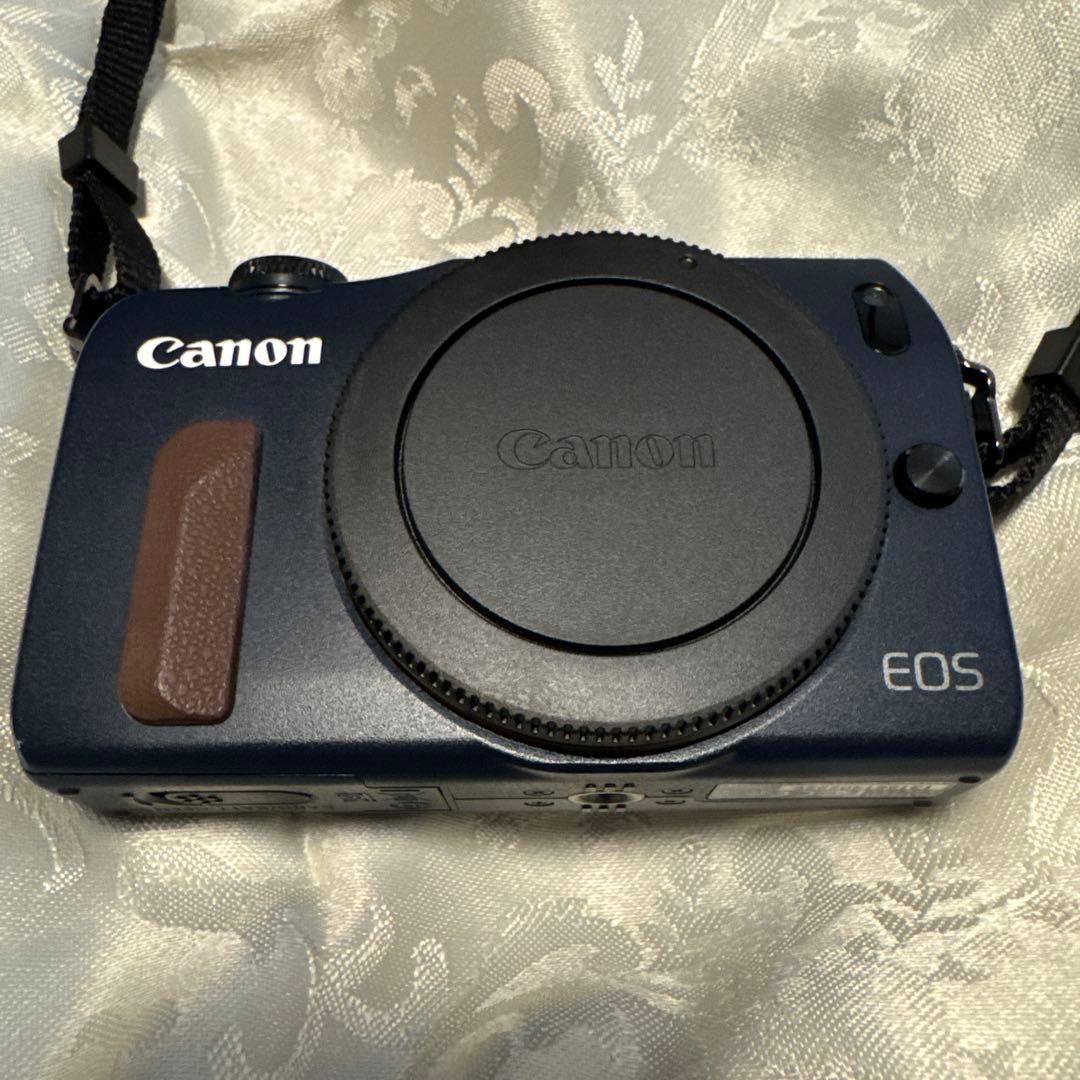 【極美品】Canon EOS M ダブルレンズキット　ベイブルー　おまけ付