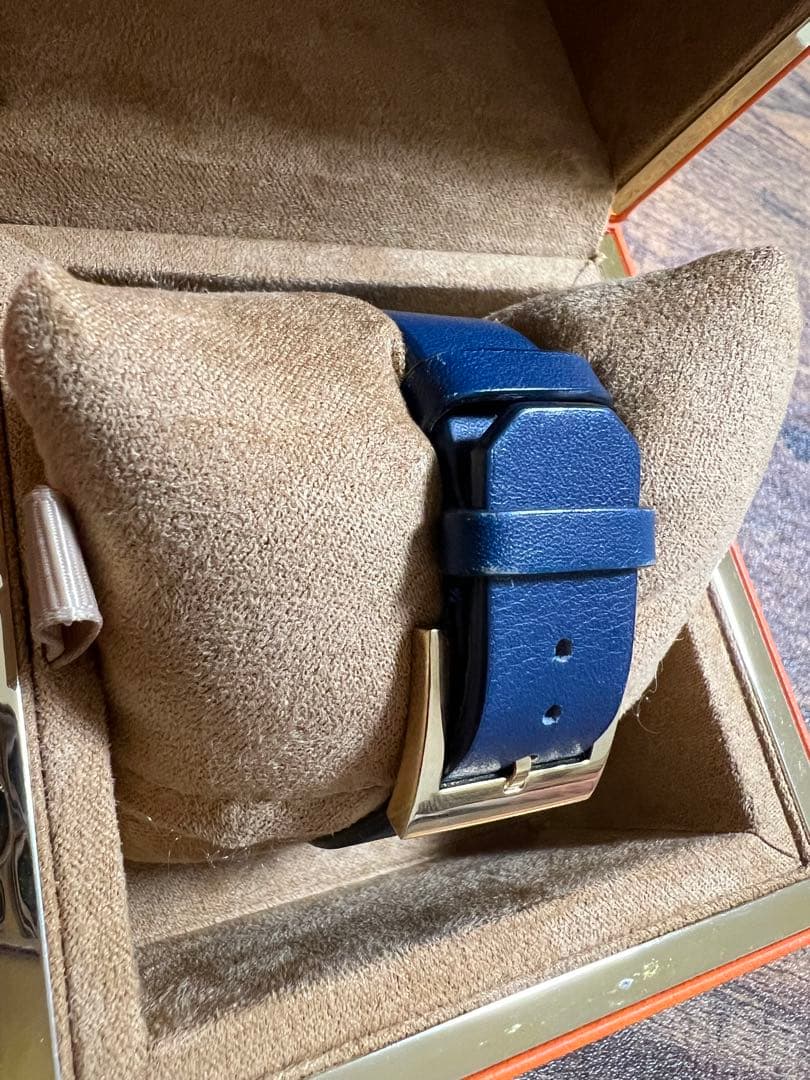 トリーバーチ腕時計 ネイビー レザーベルト 時計 ゴールドロゴ