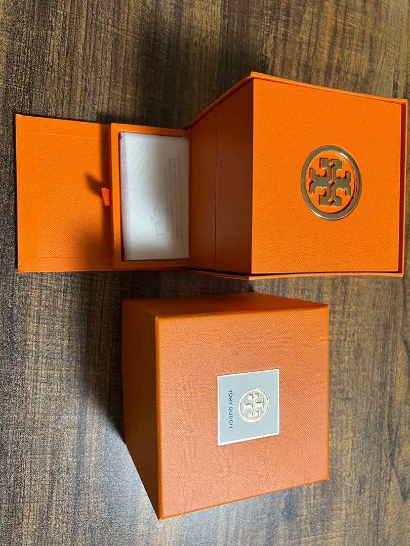 トリーバーチ腕時計 ネイビー レザーベルト 時計 ゴールドロゴ